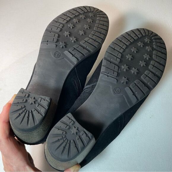 Eric Michael black suede ankle booties size 40 9.5 - Picture 6 of 12